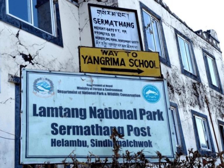 Sermathang-Village-with-Langtang-National-Park-Post-Helambu