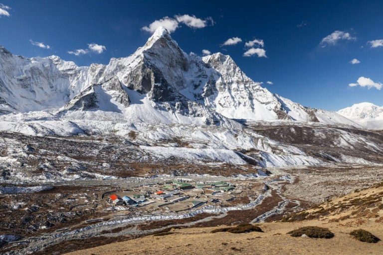 Ama Dablam & Chhukung Village