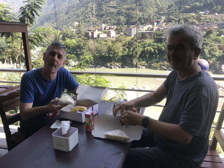 Lunch break beside the Marsyangdi River