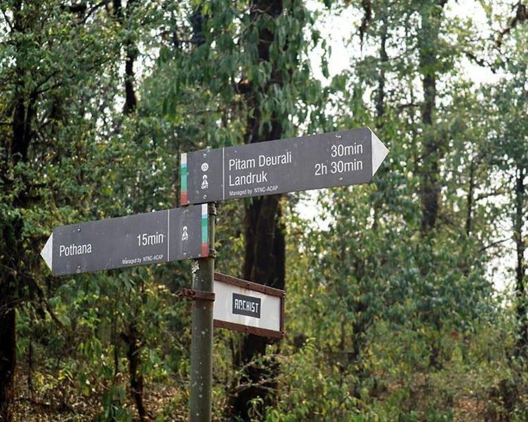 Trail Signpost on the Way from Pothana to Deurali